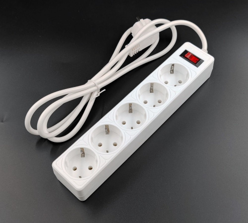 SP5W-518 GARDA Сетевой фильтр 5 розеток,1,8м, белый SP5W-518 GARDA Сетевой фильтр 5 розеток,1,8м, белый